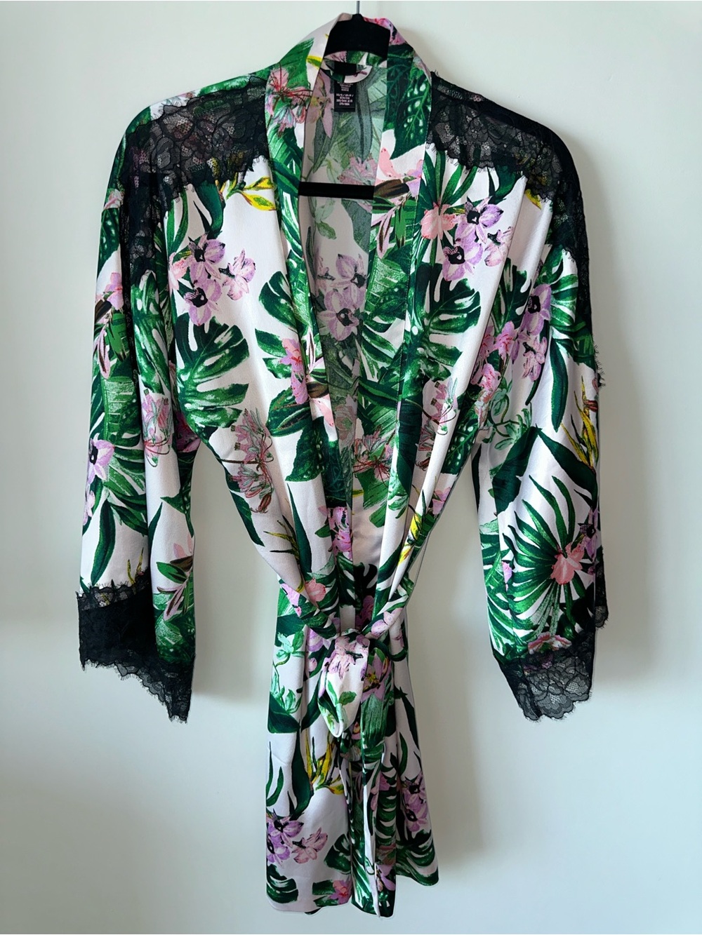 Victoria's Secret Tropical Floral Satin Robe with Black Lace - Picture 2 of 7